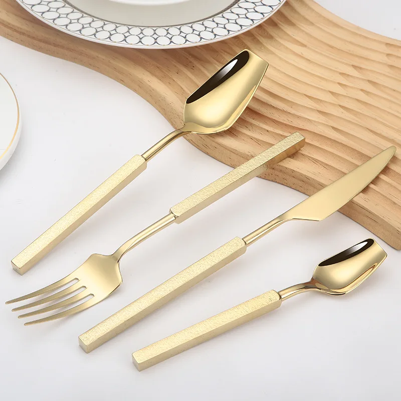 4 個の高級カトラリーセット西洋ステンレス鋼金メッキ食器食器 - Gold Plated Cutlery のレビューと価格