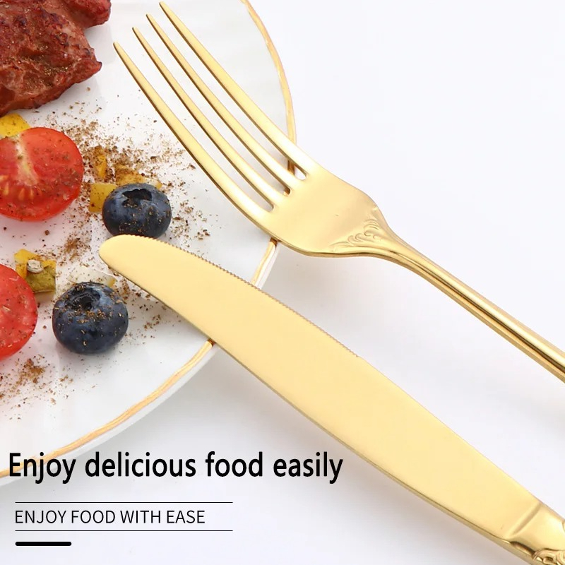 24点セットのゴールドカラーの食器セット。ステンレス製のテー - Gold Plated Cutlery のレビューと価格