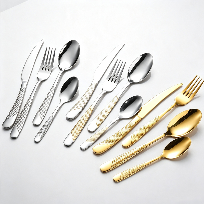 32ピーススターダイヤモンドパターンカトラリーセット、ステン - Gold Plated Cutlery のレビューと価格