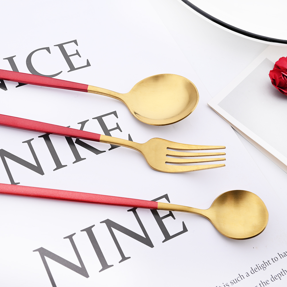 Drmfiy 黒ハンドルゴールドコーヒー食器セット 8/16 - Gold Plated Cutlery のレビューと価格